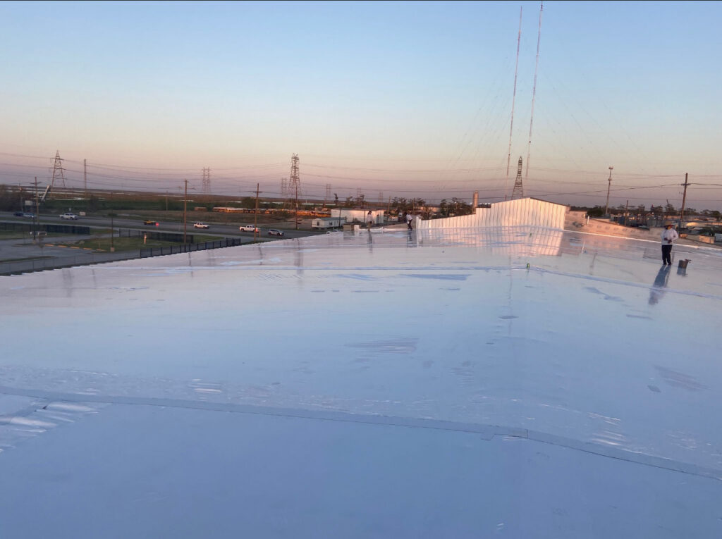 After 1 Weatherproof Wraps protects a flatroof warehouse in Louisiana with the WPW shrink wrap roof protection system